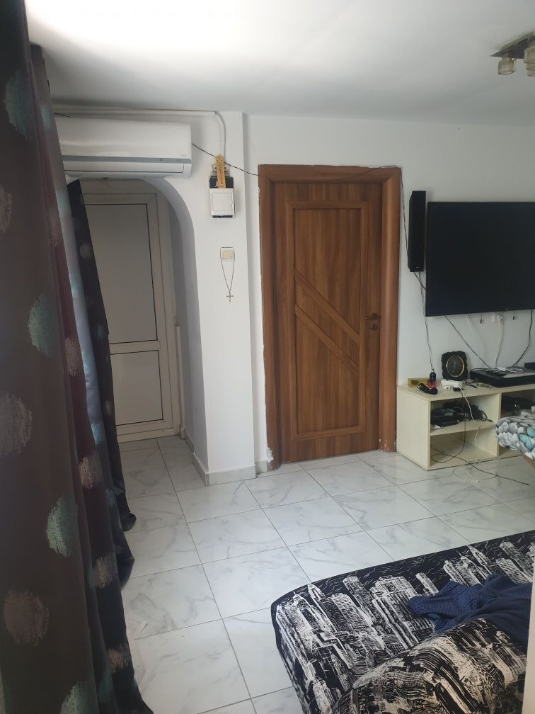 Militari Chiajna casa plus teren 460mp în Vatra veche stradal renovată