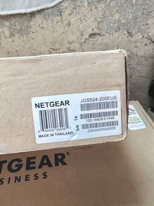 Switch-uri Netgear Poe/normale 24 porturi