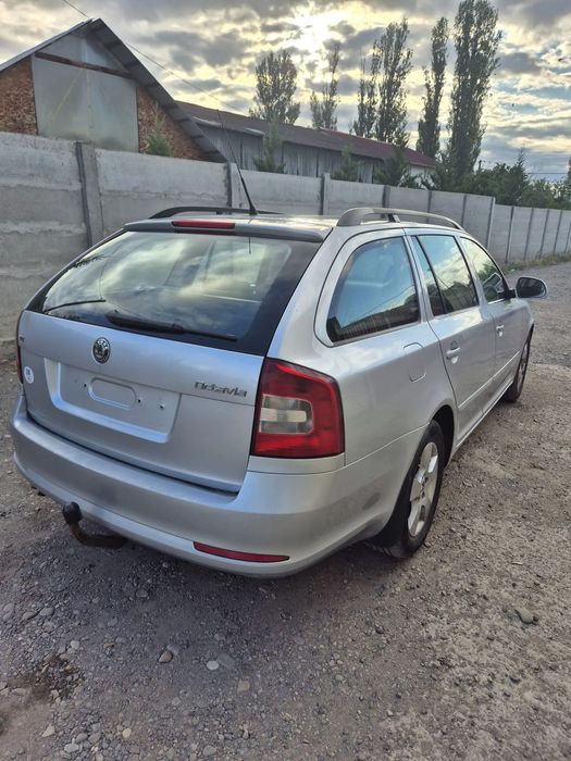 BARA FATA/CAPOTA MOTOR/TRAGER/ARIPI SKODA OCTAVIA 2 2012