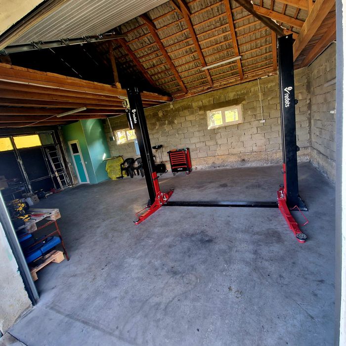 Garaj auto utilat scule elevator chirie