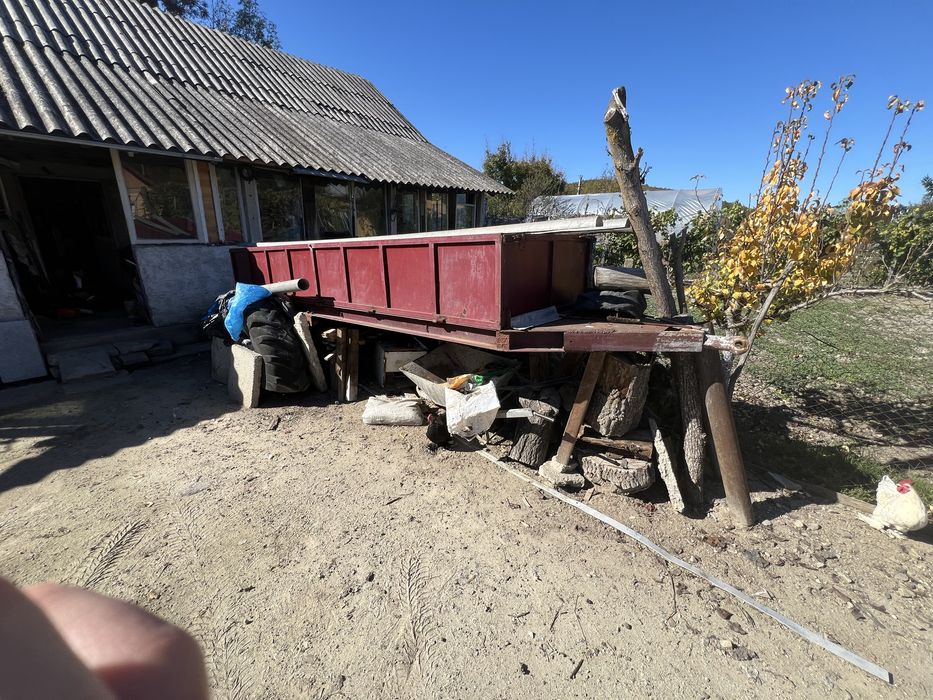 Tractor 650 , plug , disc si remorca