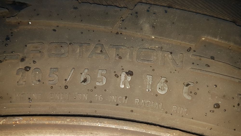 205/65/16 c Uniroyal de iarna