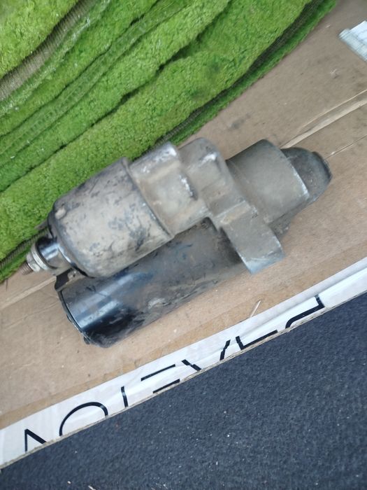 Продам стартер ауди 2.8