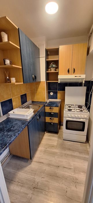 Inchiriez garsoniera