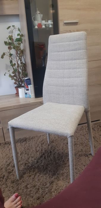 Execut tapiterii auto