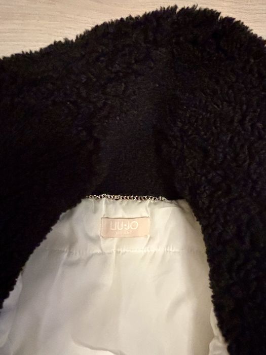 Дамско яке LIujo