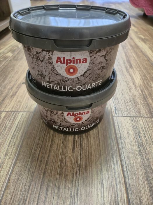 Vopsea cu pigmenti metalici