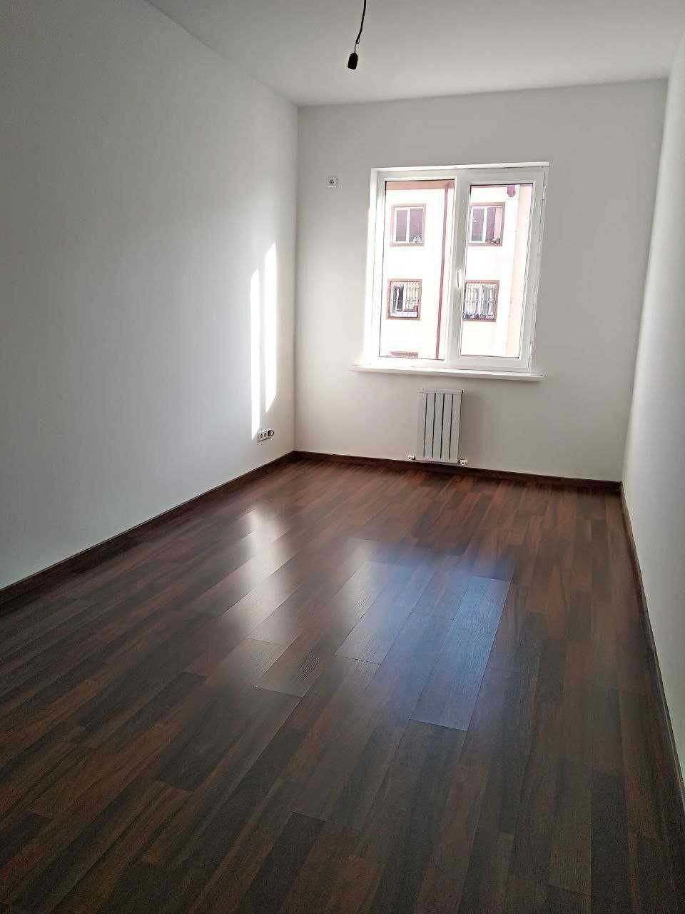 Бизко к центру трешка 70 м², евро ремонт, Obod makon, супер цена`