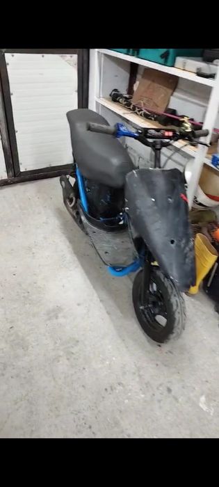 Honda dio af 27 цяла или на части пали и върви