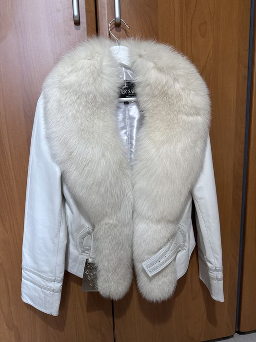 Haina de piele cu guler din blana naturala