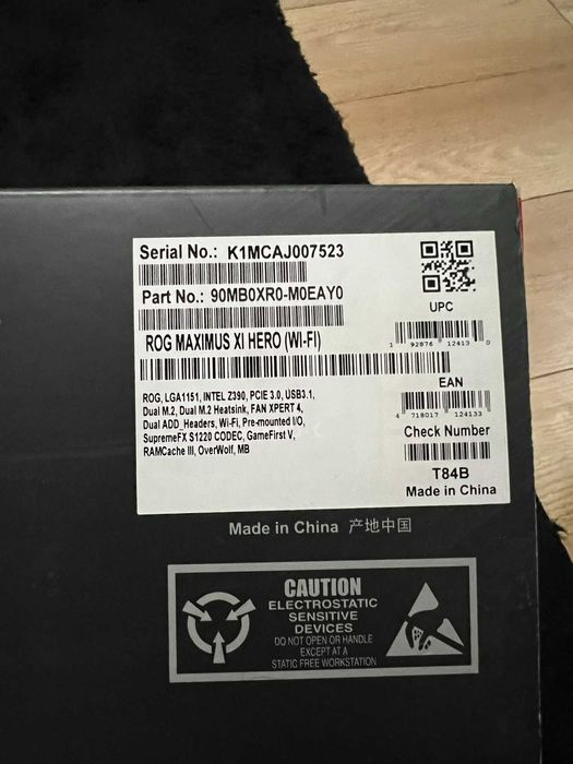 DEFECTĂ| Placa de baza ASUS ROG Maximus XI Hero (Z390) Piese/Reparație