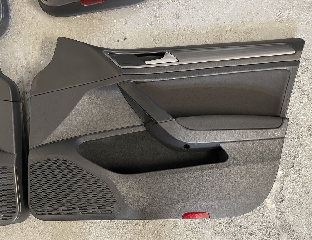 Fețe de usi interior golf 7