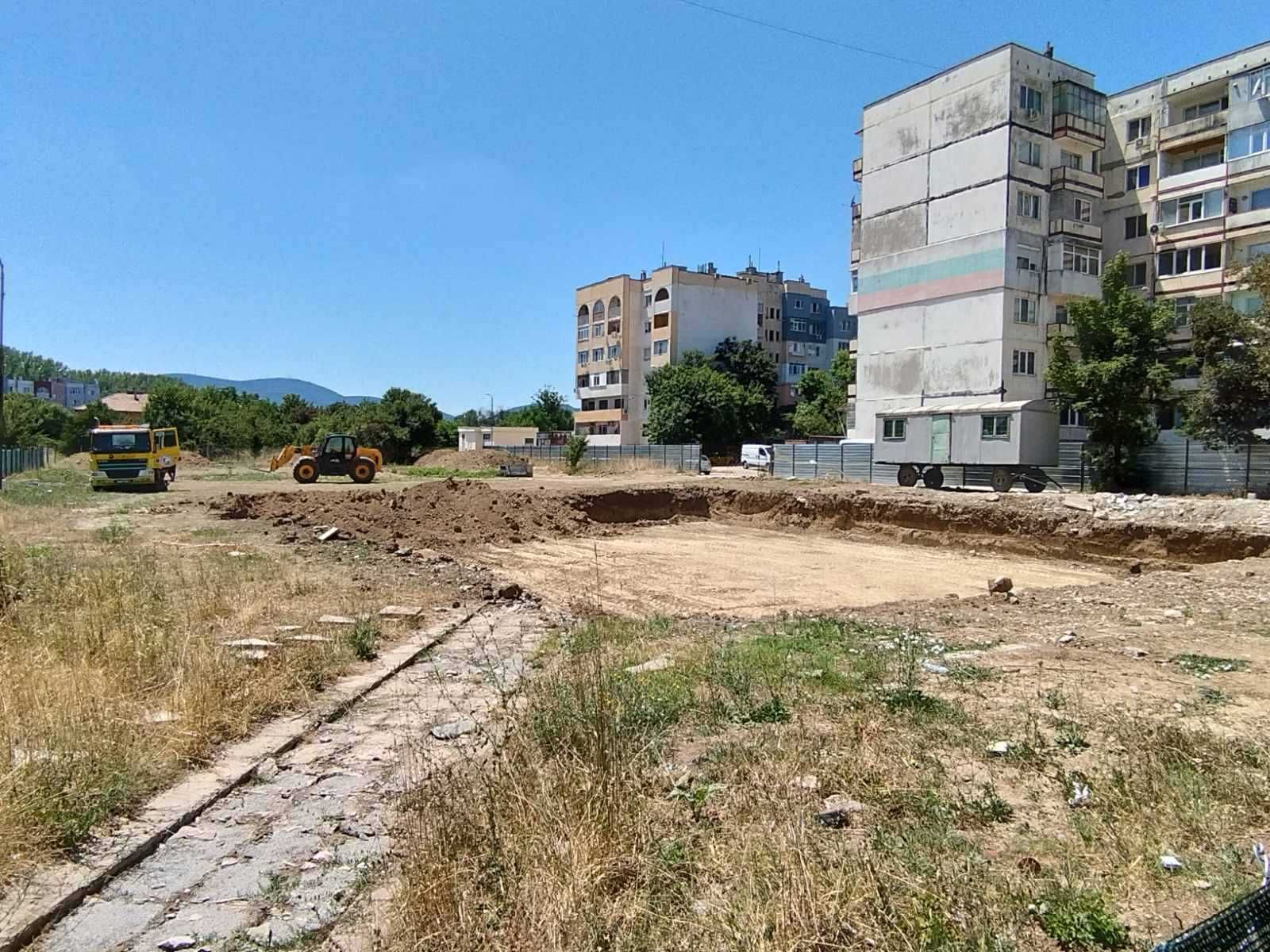 ТРИСТАЕН Апартамент! Кв. Запад до Лидл, Сграда ’’Лозана’’!
