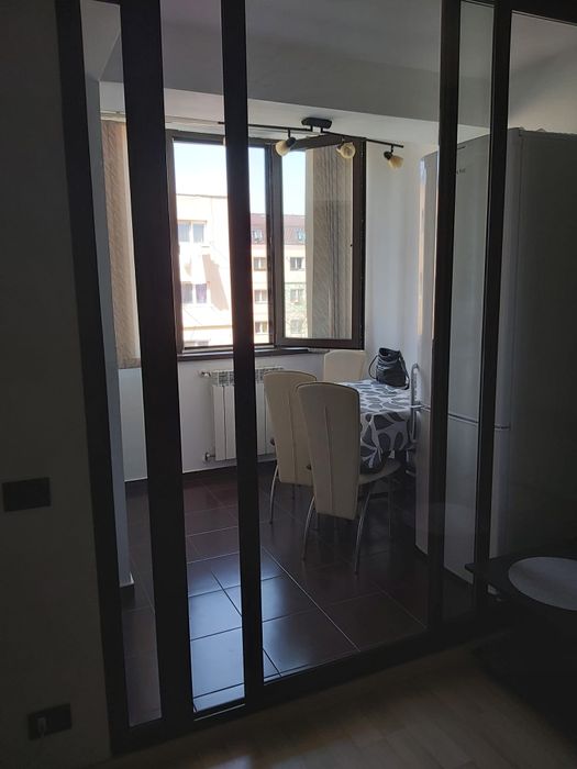 Garsonieta de inchiriat