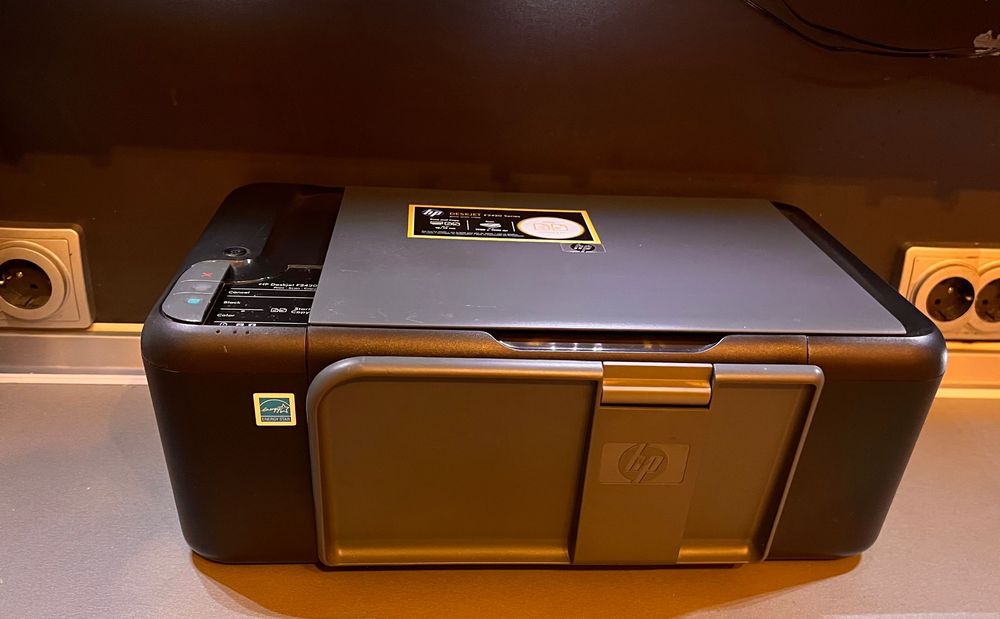 Принтер - HP deskjet f2420 - печат, сканиране, копиране