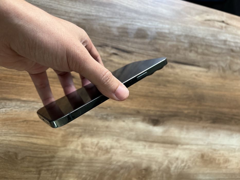 Iphone 13 pro max полоса экране