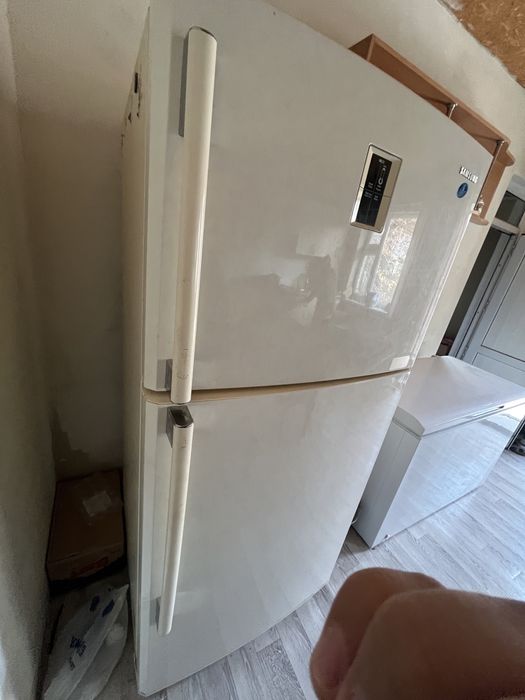 Продам холодильник samsung ы идеальном состоянии