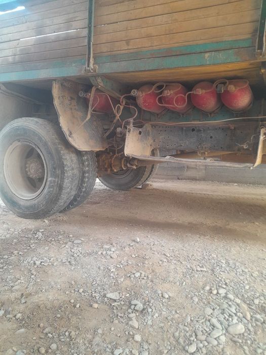 Zil Sotiladi srochna !  Нархи яна савдолашилади.