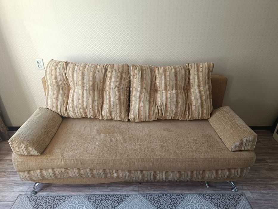 Тахта продам в хорошем состоянии