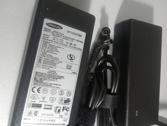 (самсунг) Samsungl на ноутбук (блок питания - зарядка - шнур)
