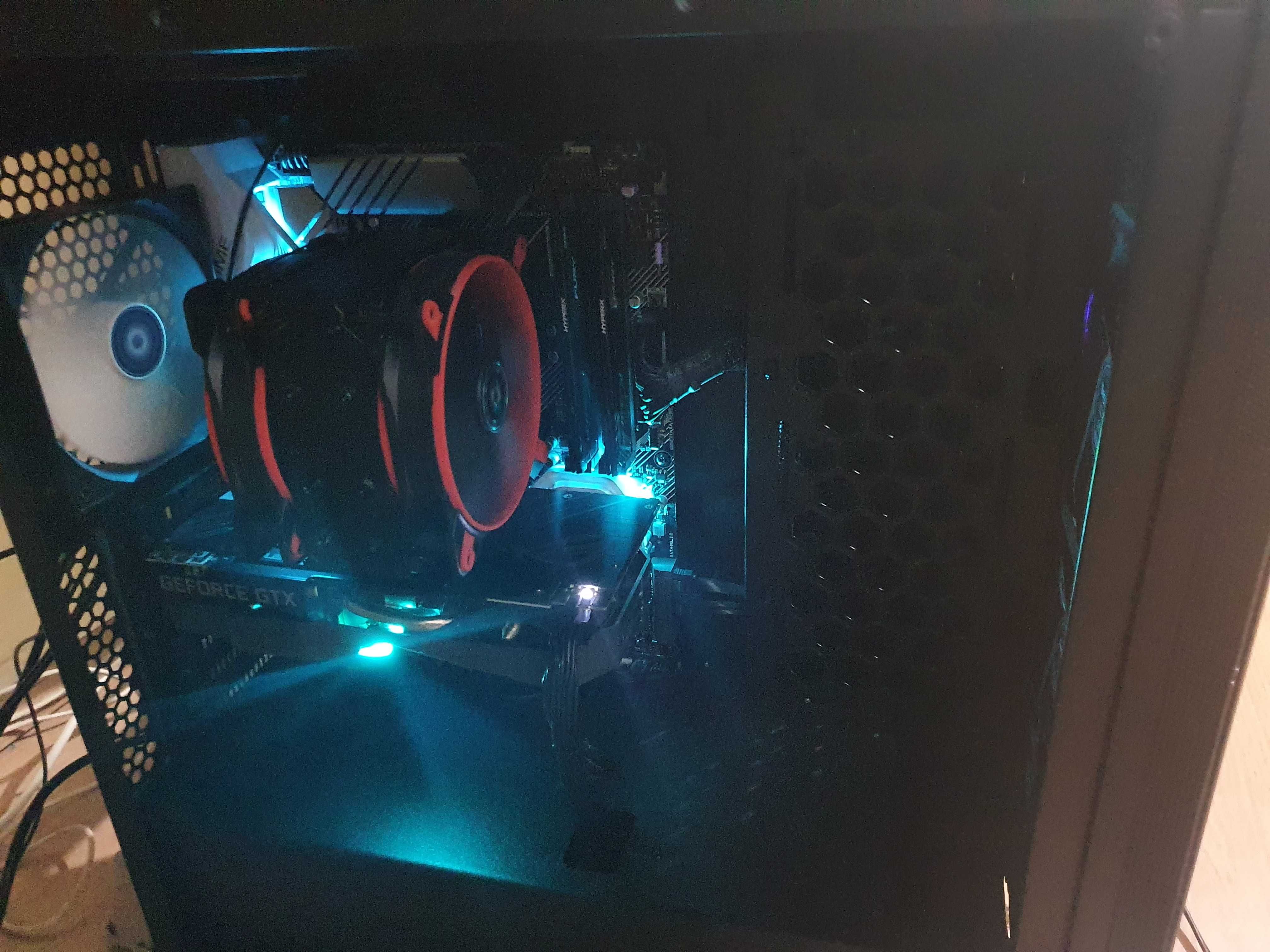 Sistem desktop 32GB RAM, GTX 1660super, Ryzen 3700X, SSD 1TB + HDD 1TB