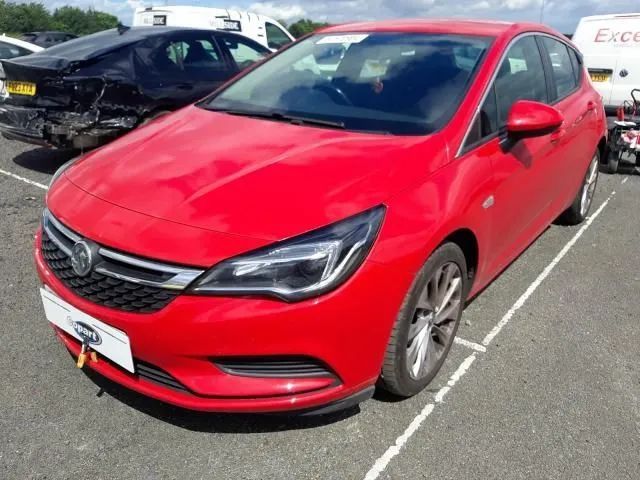Dezmembrez Opel Astra K 1.6 cdti