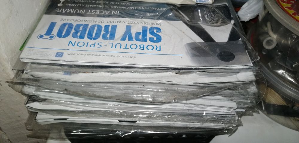 Spy robot (eaglemoss)