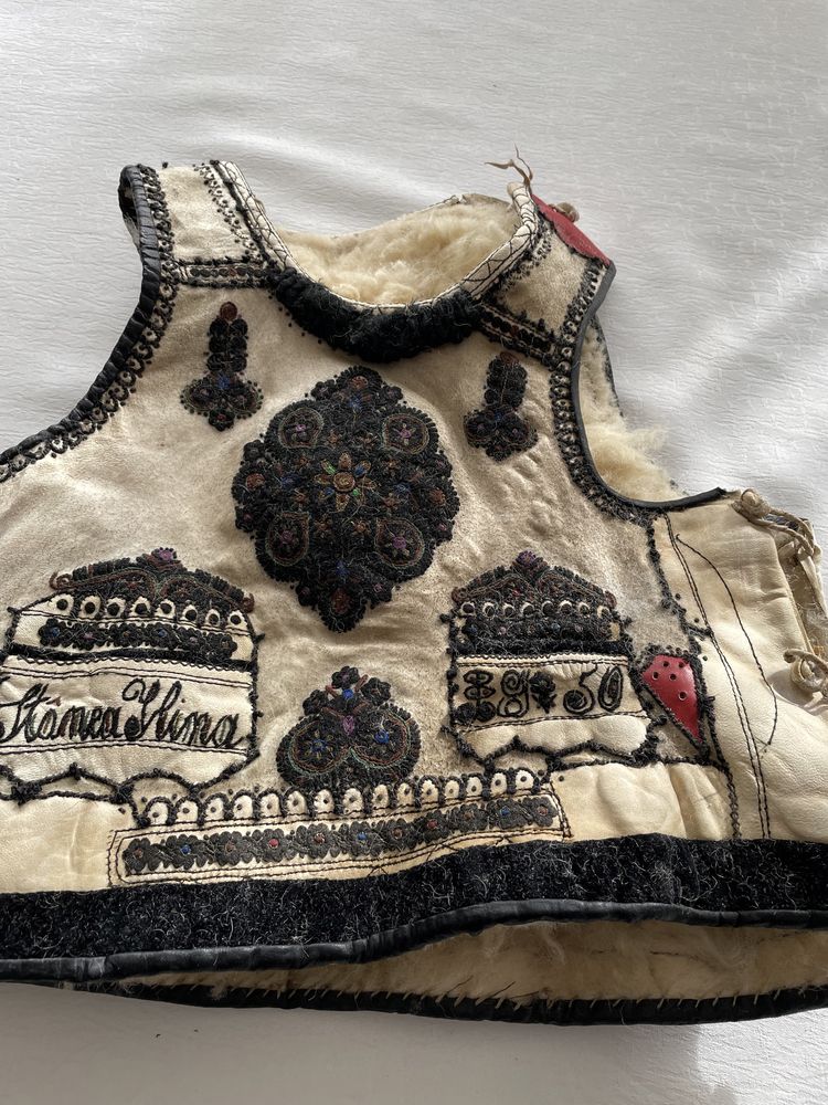 Cojocel taranesc/pieptar traditional