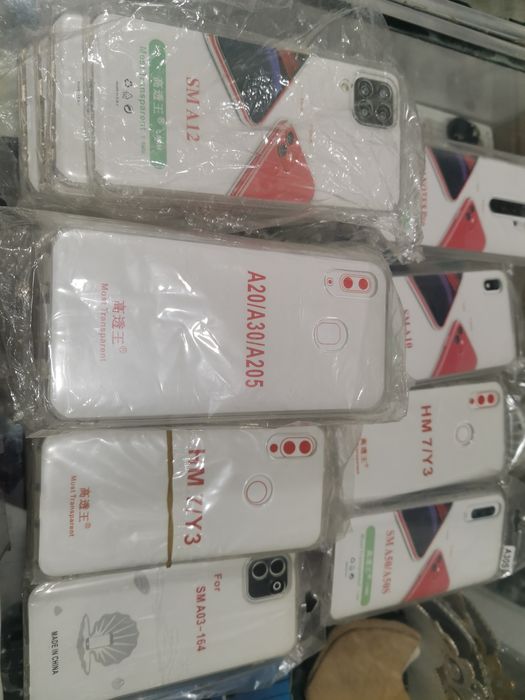 Ок чехоллар сотилади