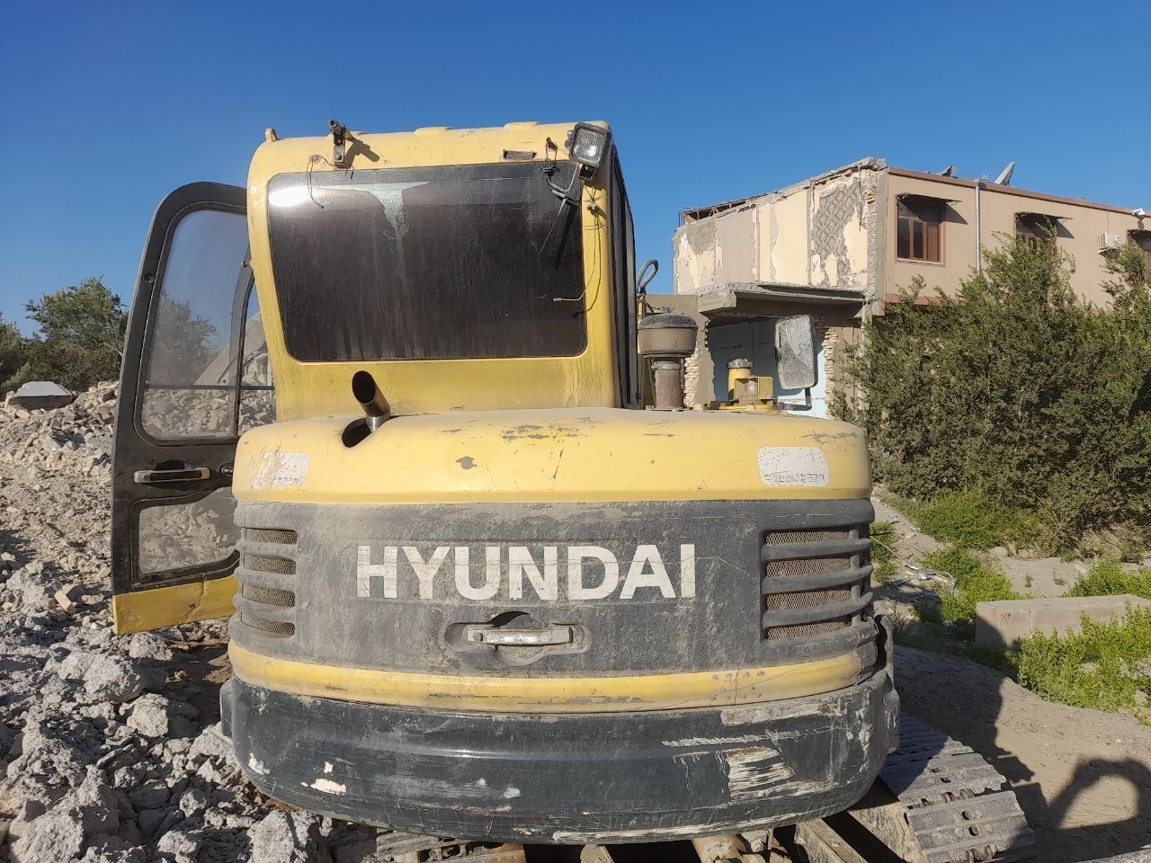 Экскаватор Сотилади HYUNDAI 55 гусеничный