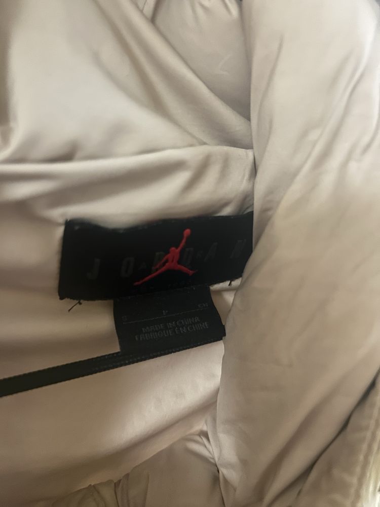 Jordan Essential Puffer Jacket НОВО