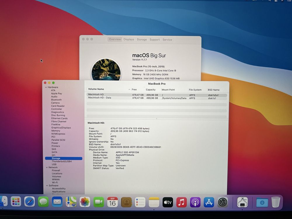Отличен MacBook Pro 15” i9 512GB 16GB 4GB Video Space Grey