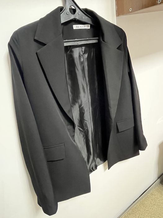 Кастюм 44 размер новый