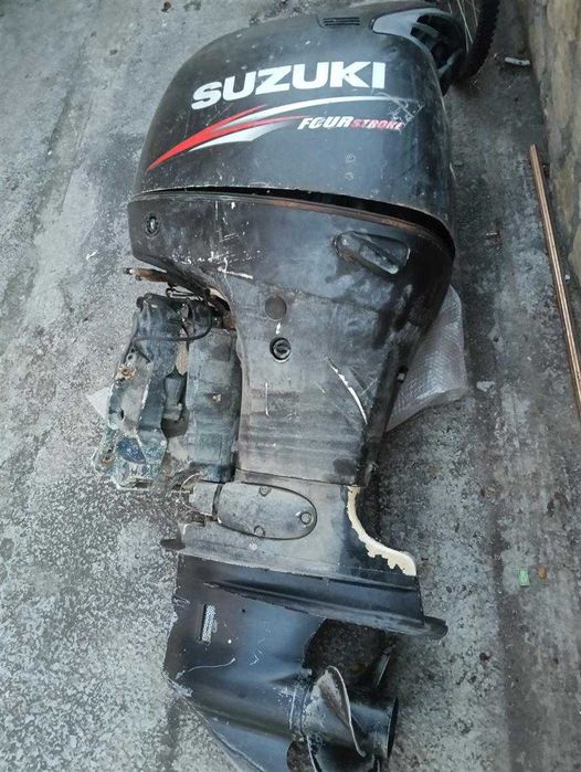 Vand motor barca suzuki 150