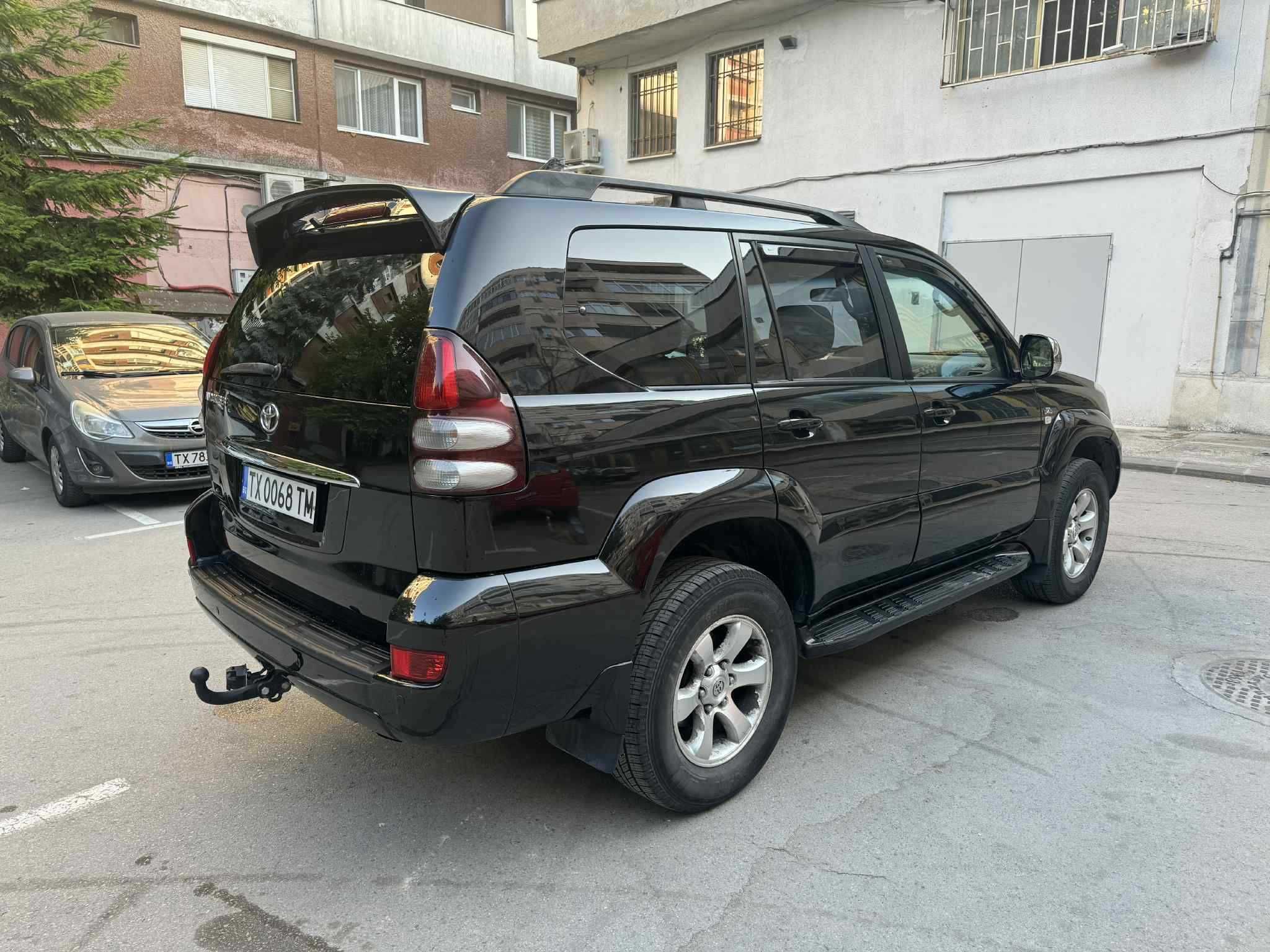toyota land cruiser j120 luxyry кожа нави печка теглич