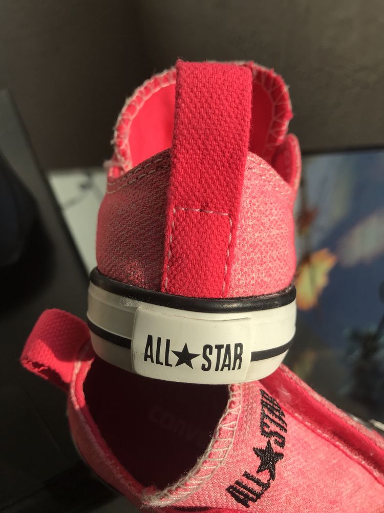 Convers All star циклама