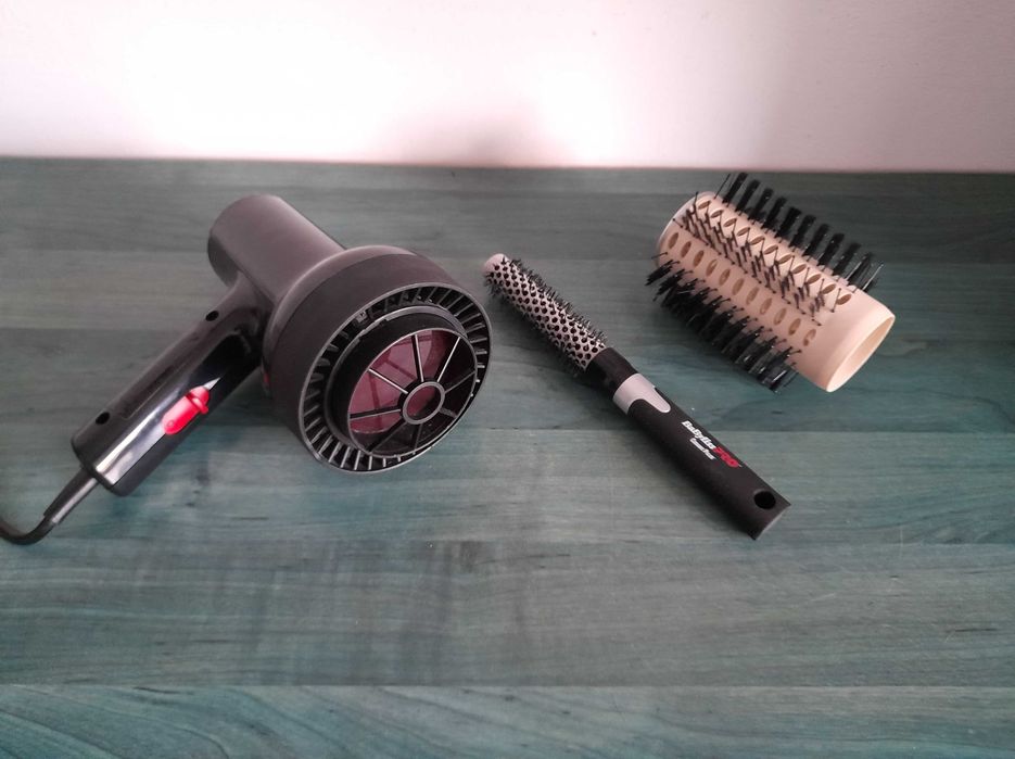 Uscator de par si perii ceramica  „Babylis Profesional”