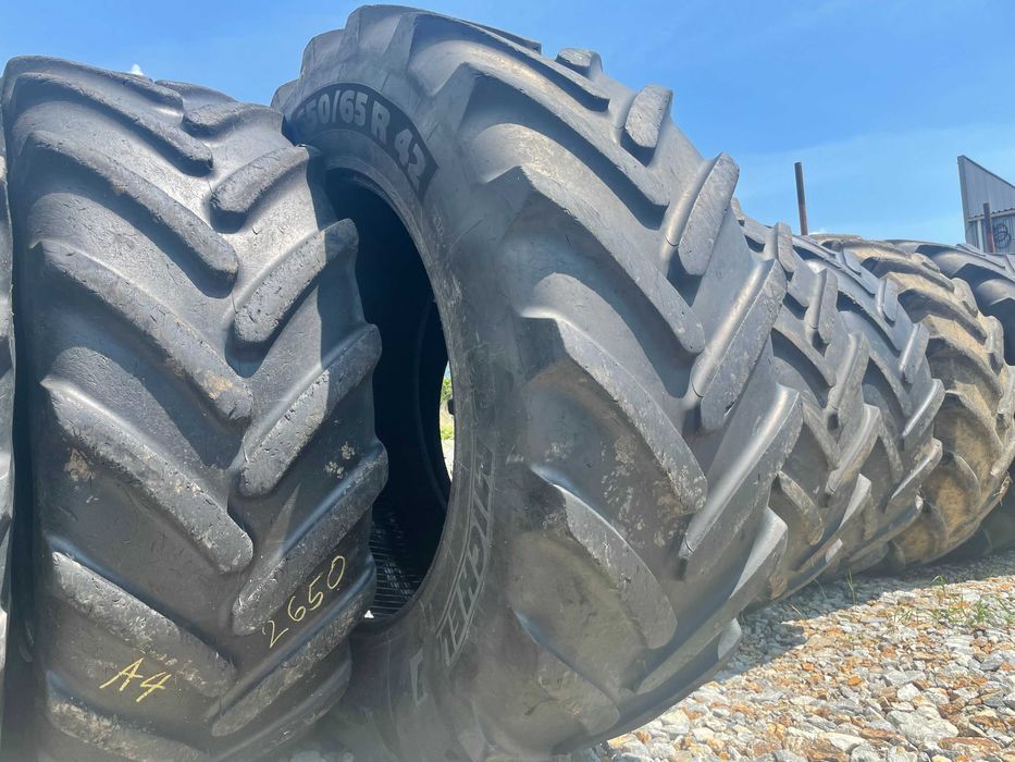 650/65r42 Cauciucuri secodn hand Massey Ferguson Tractor 5711 Global