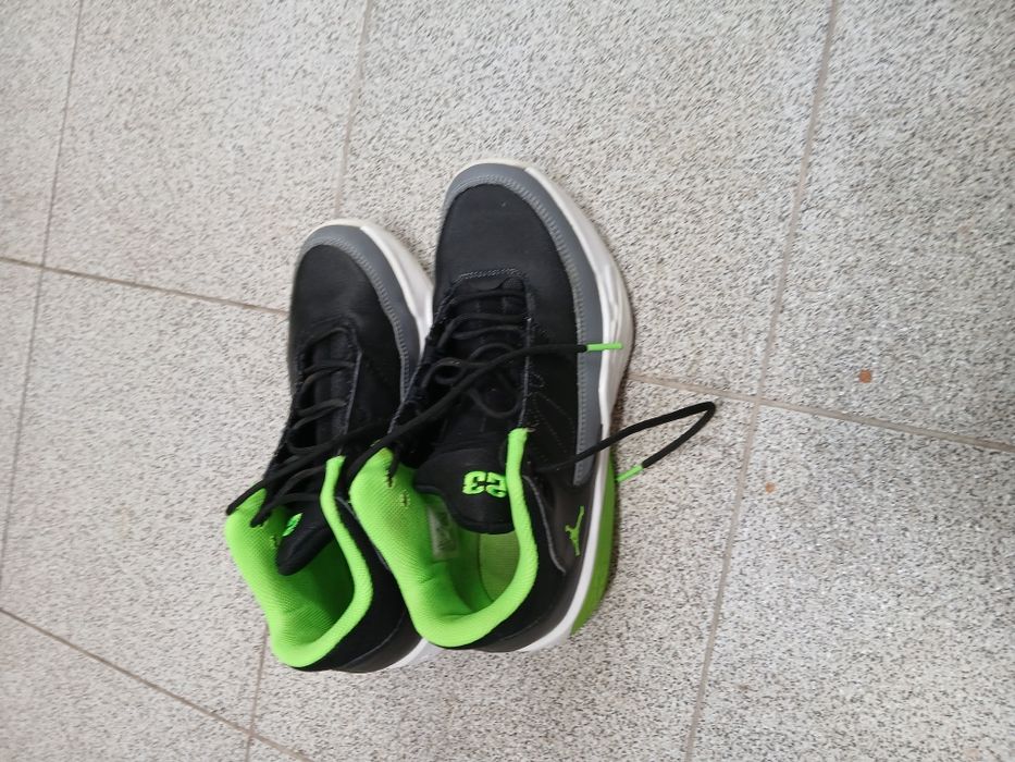 Pantofi Jordan Max Aura mărimea 39 purtați de 2 ori