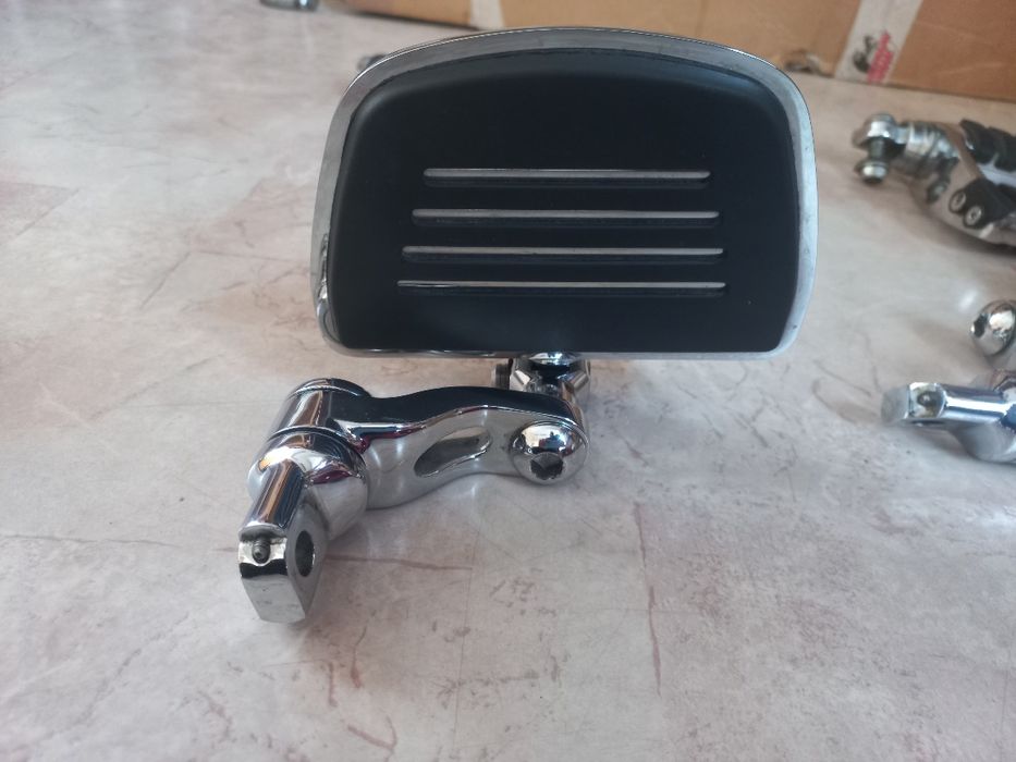 Harley Davidson Sportster Степенки Предни