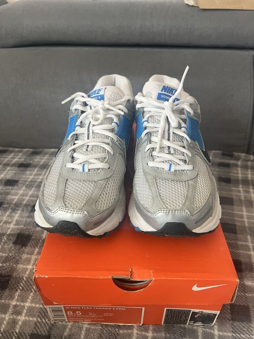 Маратонки Nike vomero 5