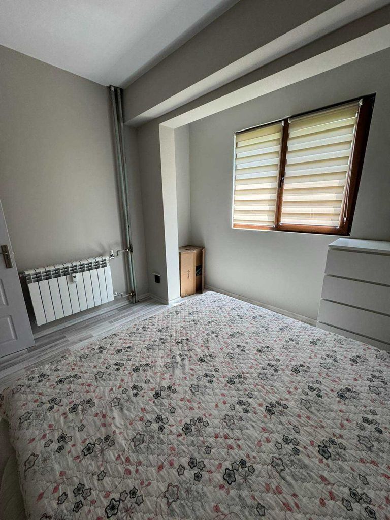 Продава се Двустаен апартамент в Плевен, Сторгозия - 50 кв.м за 1350 €/кв.м - Снимка #1