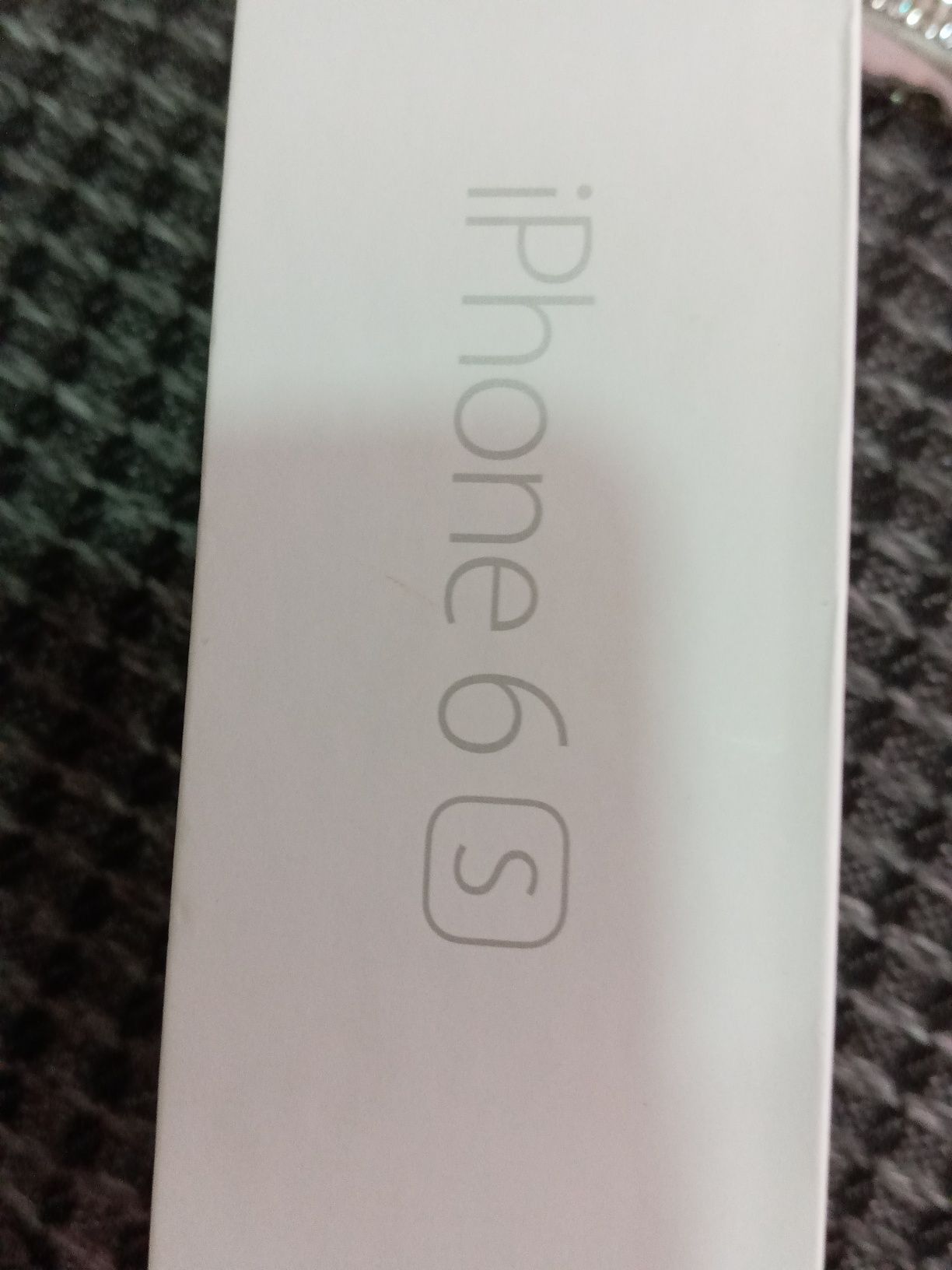 Чехлы на iPhone 6(S)