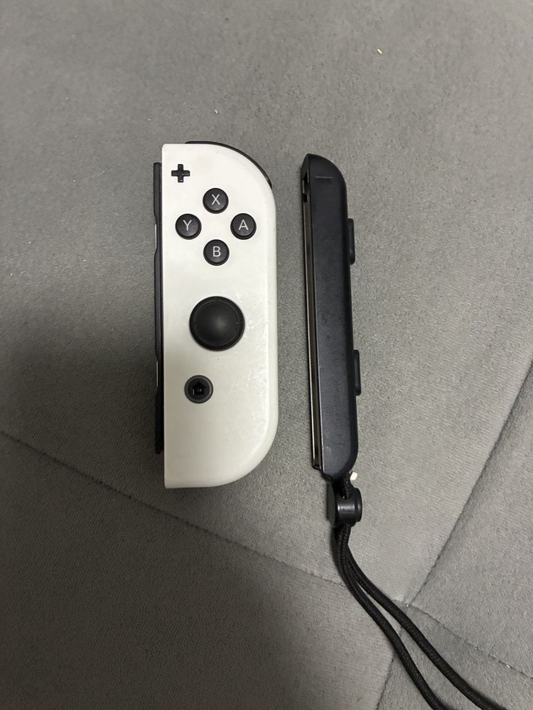 Nintendo Switch Joy-Con - Десен Контролер