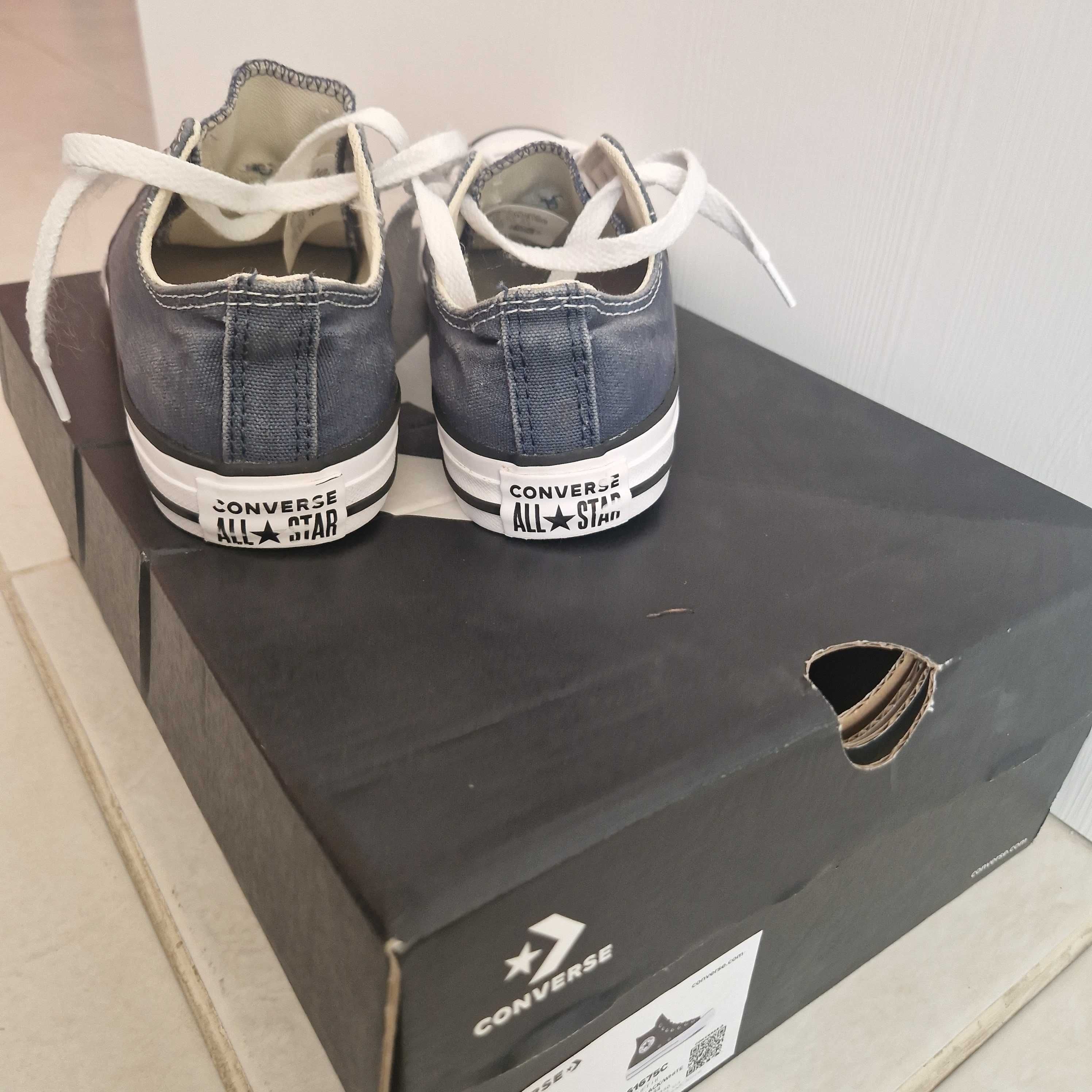 Зенски кецове Converse