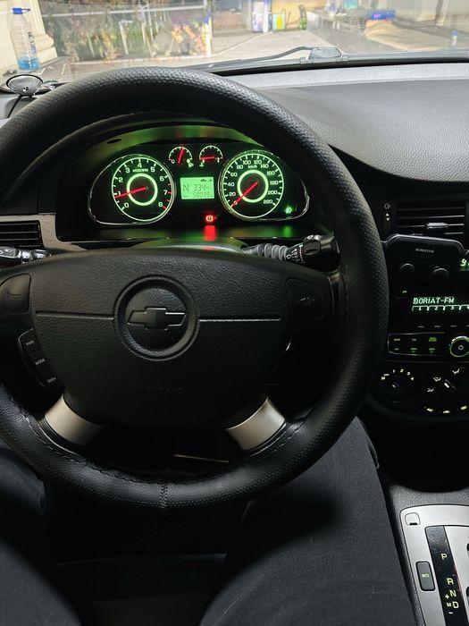 Chevrolet Gentra avtomat