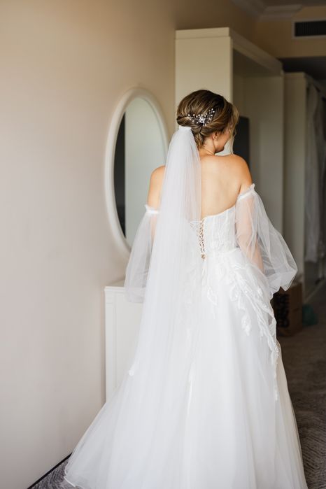 Vand rochie de mireasă
