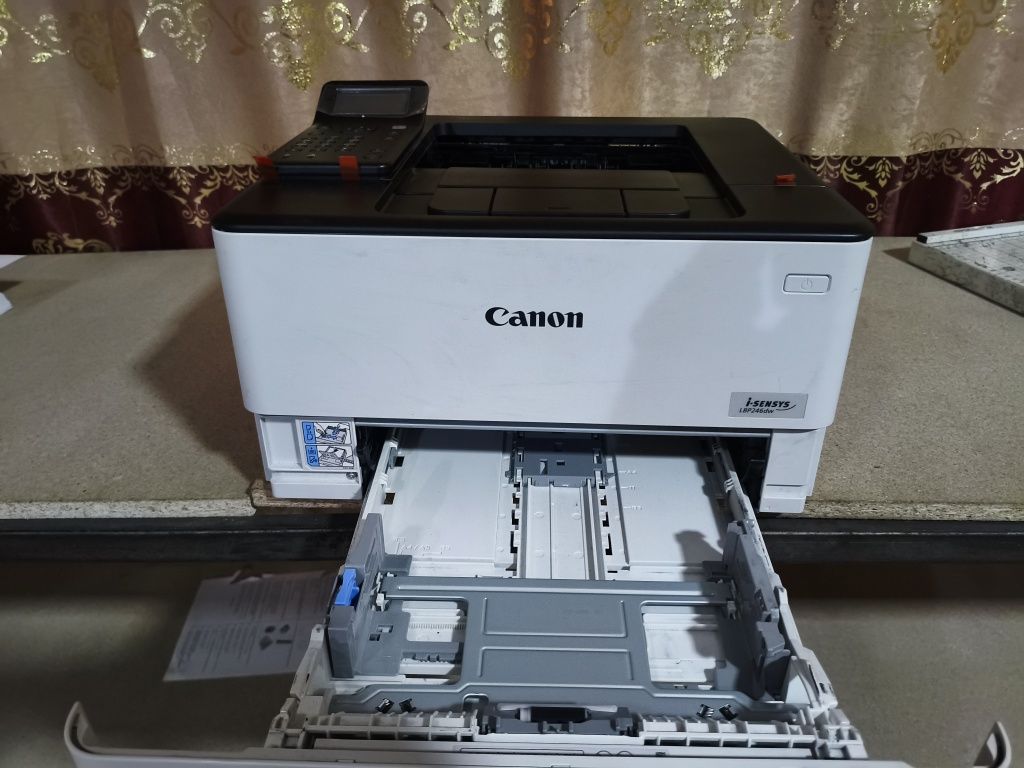 Printer Canon lbp 246