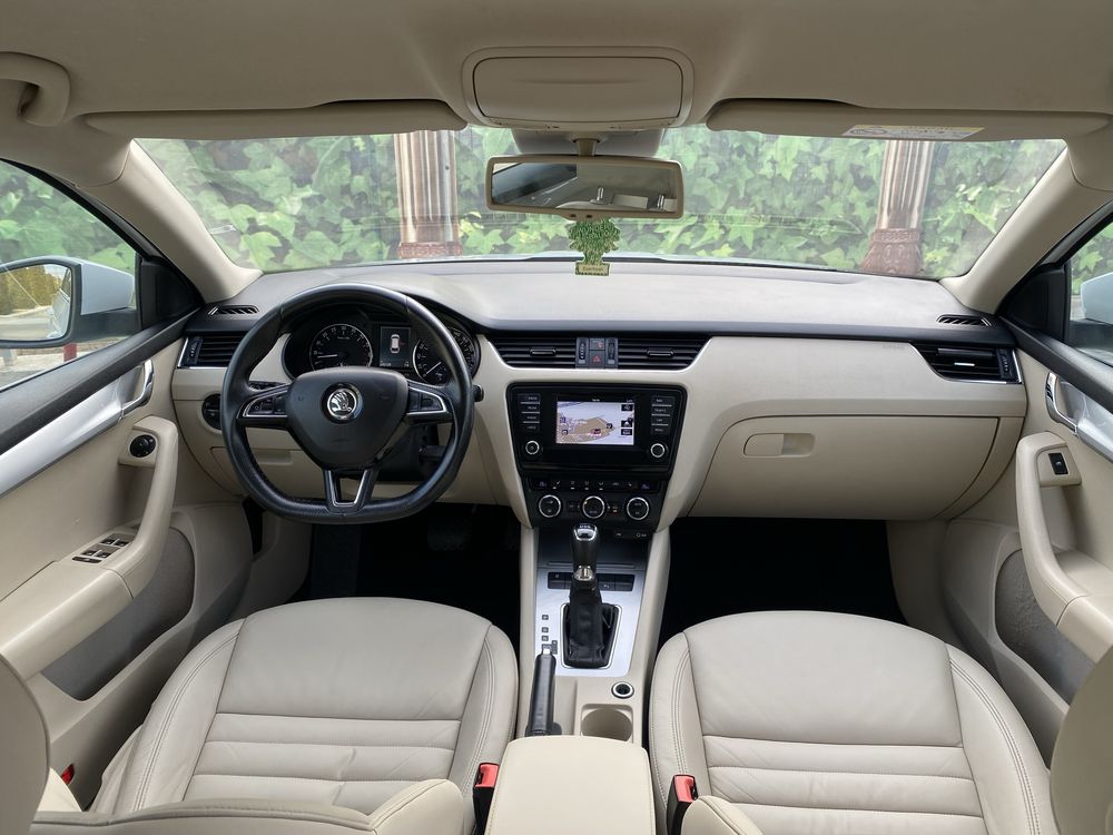 Skoda Octavia 3 *DSG*2.0*150cp*Piele crem*Lane assist