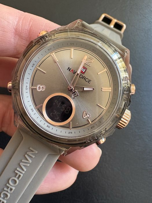 Часовник Naviforce